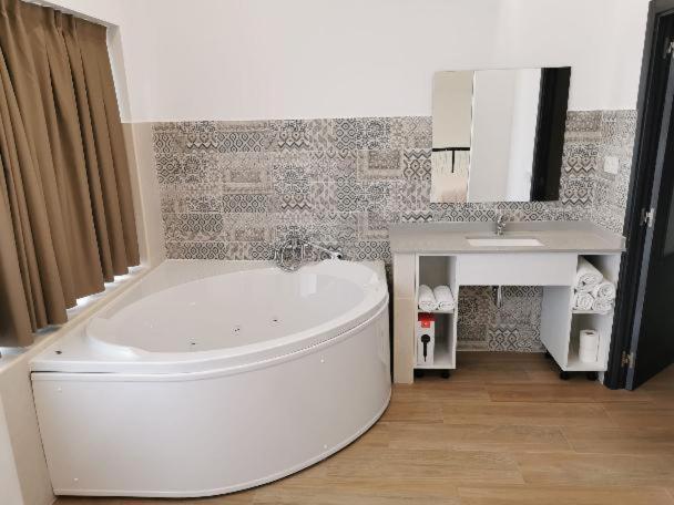 Villas Camargo.Suites ภายนอก รูปภาพ